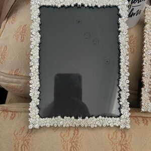 Crystal-Embellished Silver Photo Frame - Elegant Home Accent